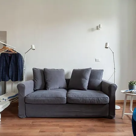 A Quiet Sunny In * Verbania