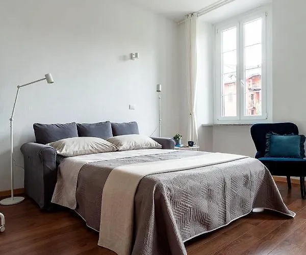 A Quiet Sunny In Apartamento Verbania